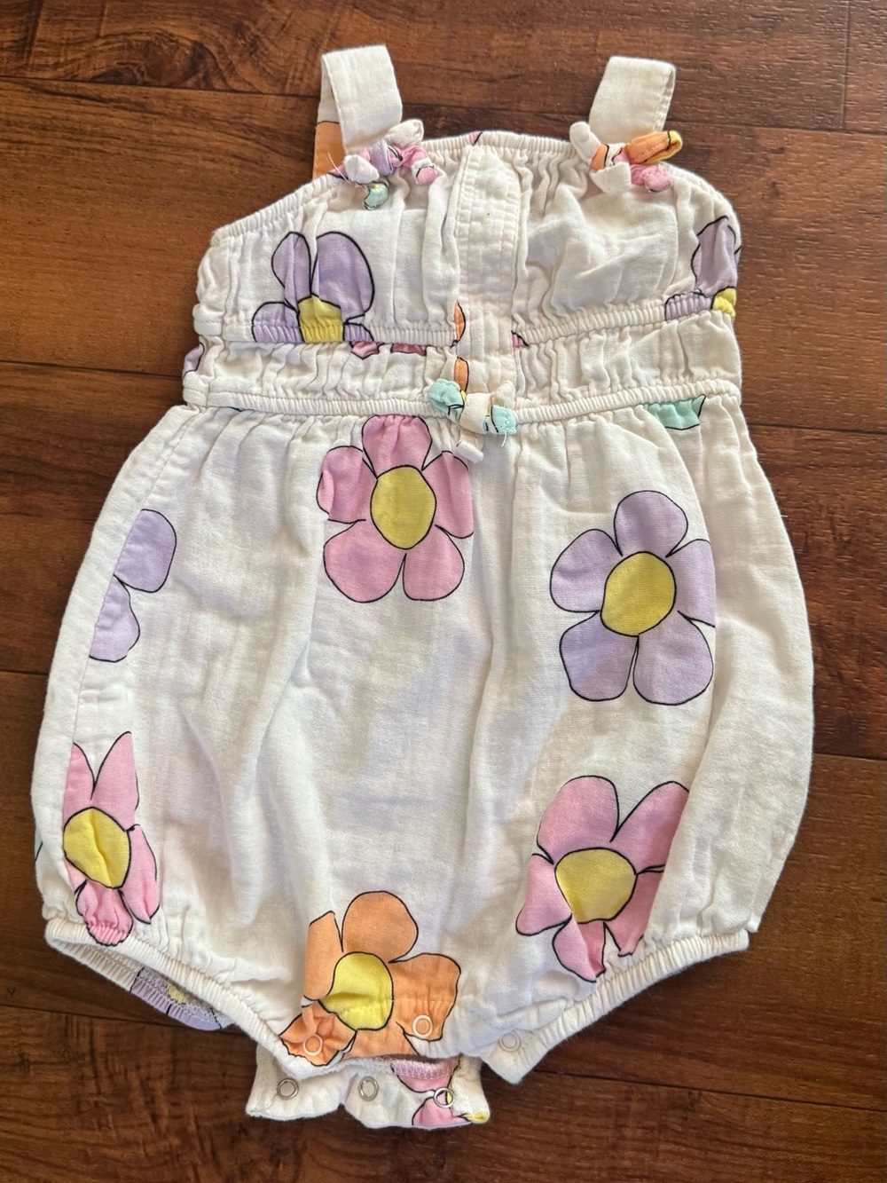Jessica Simpson cream daisy Baby Romper with Pastel Flowers toddler girl 18 mo